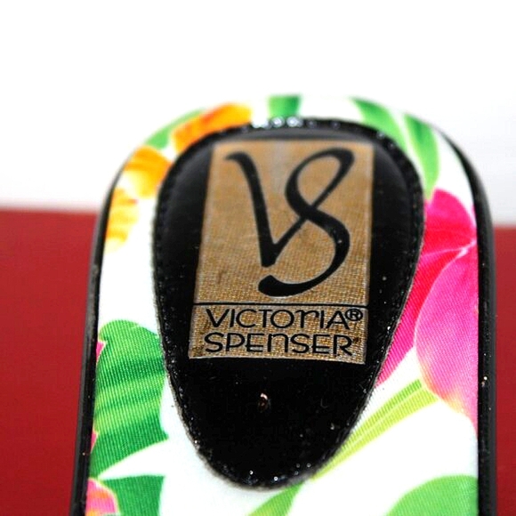 ✨ Victoria Spenser Cleary Cute Sandals | Size 8 | Floral Slide | New in Box - Picture 9 of 12